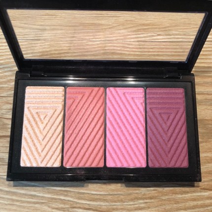 MAster Blush Maybelline So'MakeUp