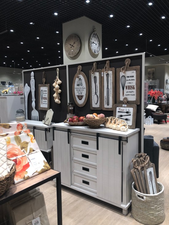 Kazanova + So'MakeUp Blog